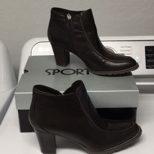 Like new Sporto brown Boots SZ 9